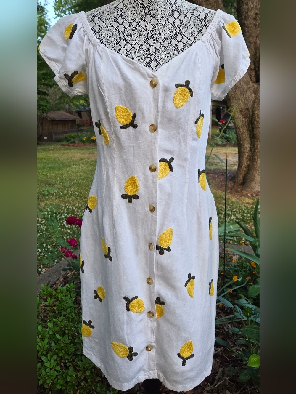 Beautiful Red Carter White Linen-Blend Midi Dress with Yellow Lemon Embroidery.